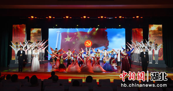 国产亚洲精品久久久久久久_无码AV免费精品一区二区三区_99久久久无码国产精品免费人妻_精品人妻无码一区二区三区在线_无码专区久久综合久综合字幕_久久精品国产一区二区三区四区_真实一级一级一片免费视频_特级精品毛片免费观看_国产成人无码AA片免费看举办“沁湖诗会” 方斌 摄